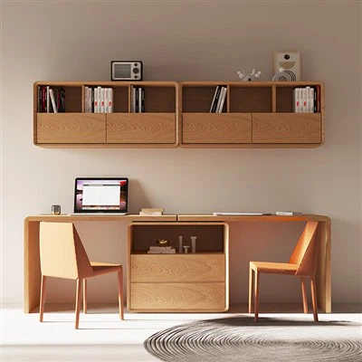 Kulmaan sisäänvedettävä työpöytä